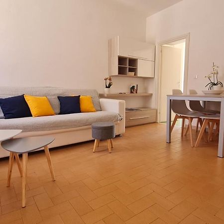 La Casa Di Delia Lägenhet Marciana Marina  Exteriör bild