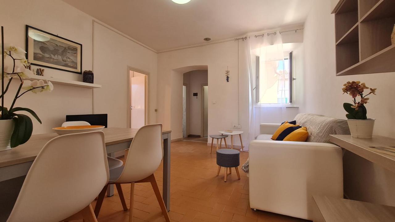 La Casa Di Delia Lägenhet Marciana Marina  Exteriör bild