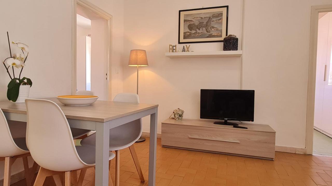 La Casa Di Delia Lägenhet Marciana Marina  Exteriör bild