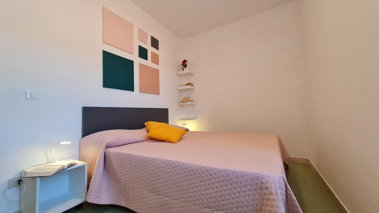 La Casa Di Delia Lägenhet Marciana Marina  Exteriör bild